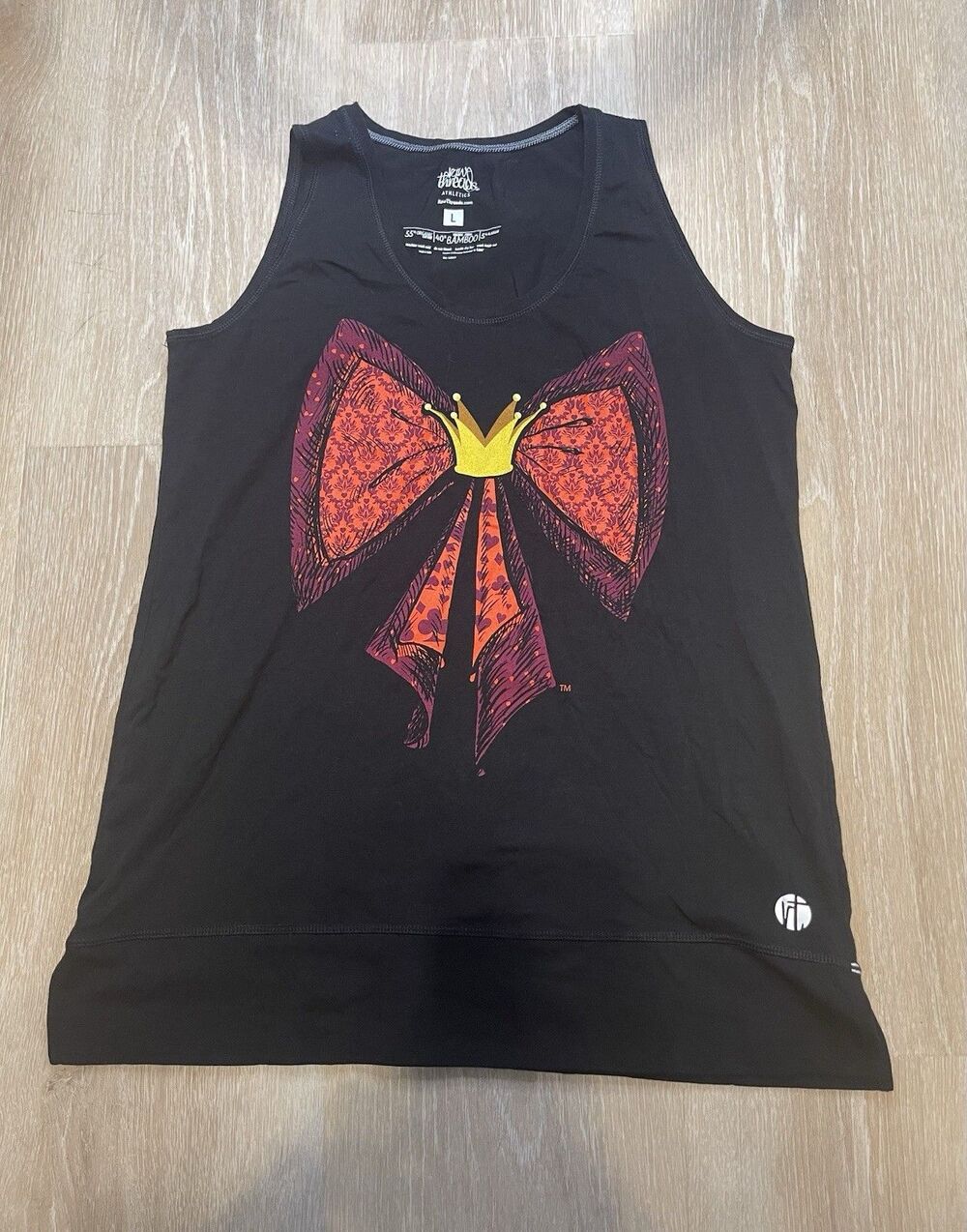 Raw Threads Queen Of Hearts  Villain Run Disney Tank Top Large Black